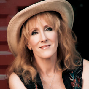 Bonnie Raitt + Lucinda Williams = Willa Bennilou Racindimitts